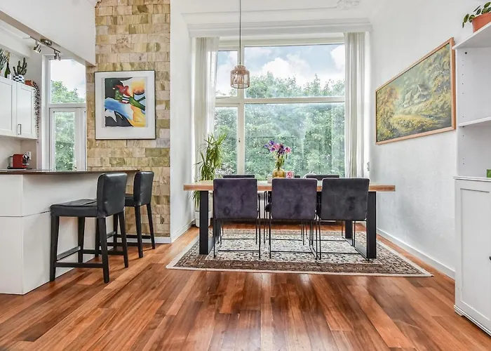 House Close To & Nature Neighbourhood Lägenhet Haag