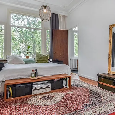 House Close To & Nature Neighbourhood