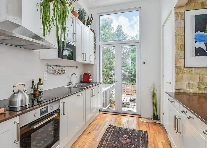 House Close To & Nature Neighbourhood *