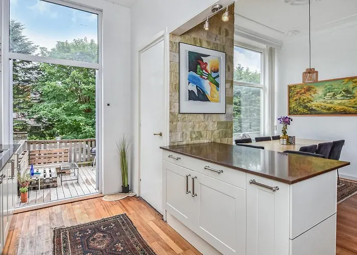 Appartement House Close To & Nature Neighbourhood *