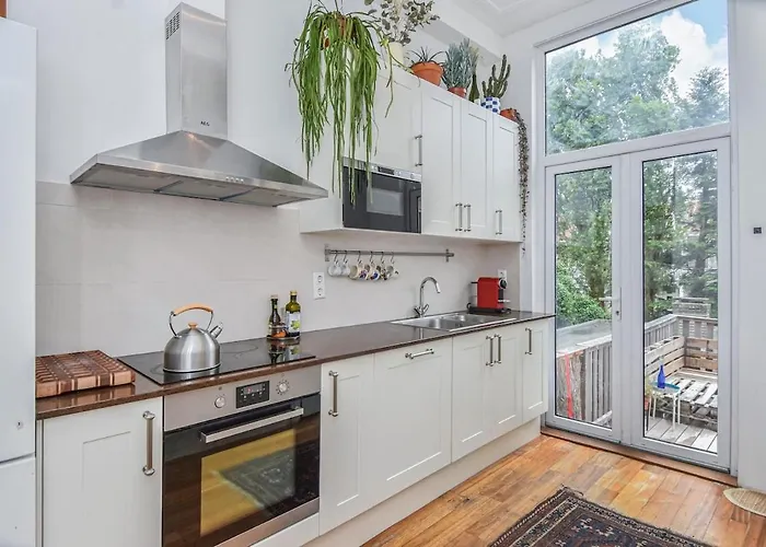 House Close To & Nature Neighbourhood *